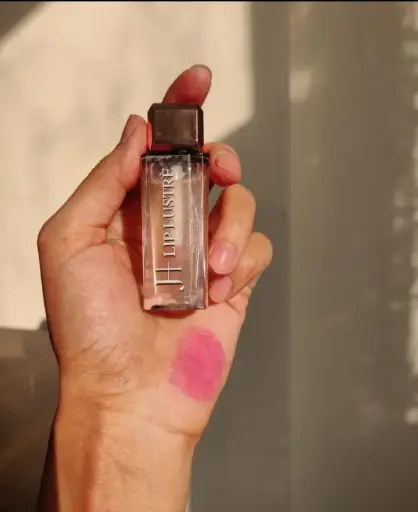 Colour Changing Lip Lustre